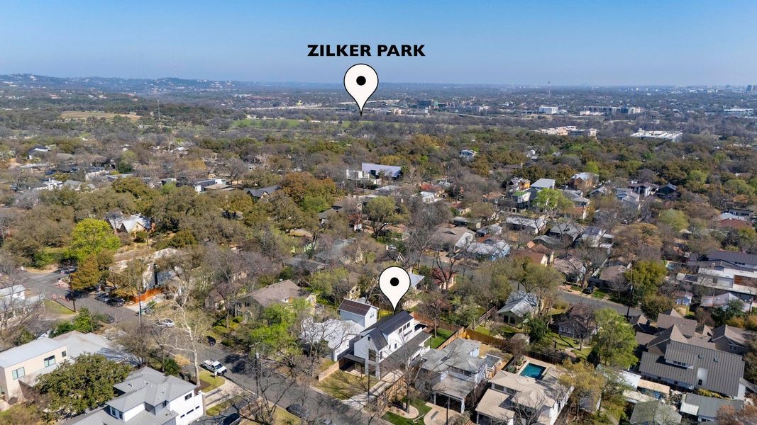 Birds eye view of property with a residential view