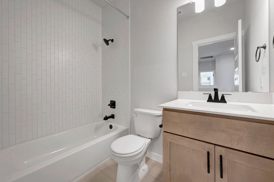 Furnished interior view inside a new home in Park Central, Georgetown (Image 17).
