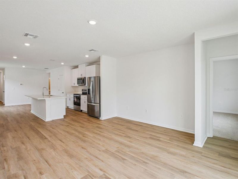 Spacious, unfurnished interior of a new home in Coasterra - Premier Series, Palmetto (Image 16). Spacious, unfurnished interior of a new home in Coasterra - Premier Series, Palmetto (Image 16).