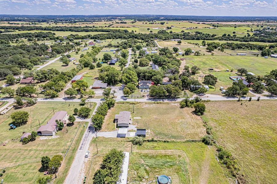 Image 33 of a home in . Image 33 of a home in .