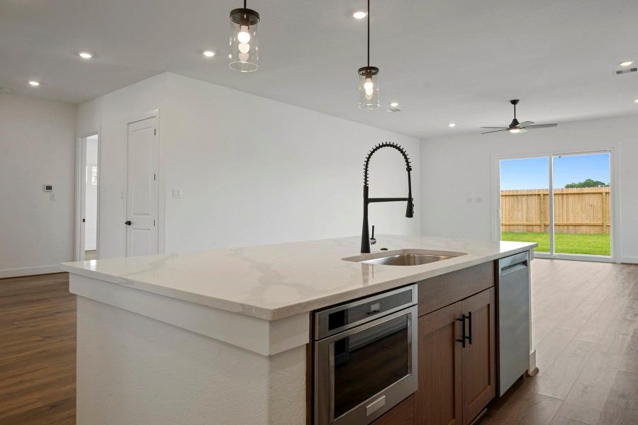 Furnished interior view inside a new home in Hallimore Ranch, Rosenberg (Image 6). Furnished interior view inside a new home in Hallimore Ranch, Rosenberg (Image 6).