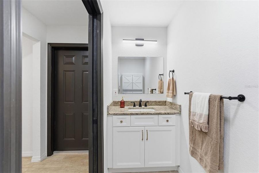 Furnished interior view inside a new home in , Arcadia (Image 10).