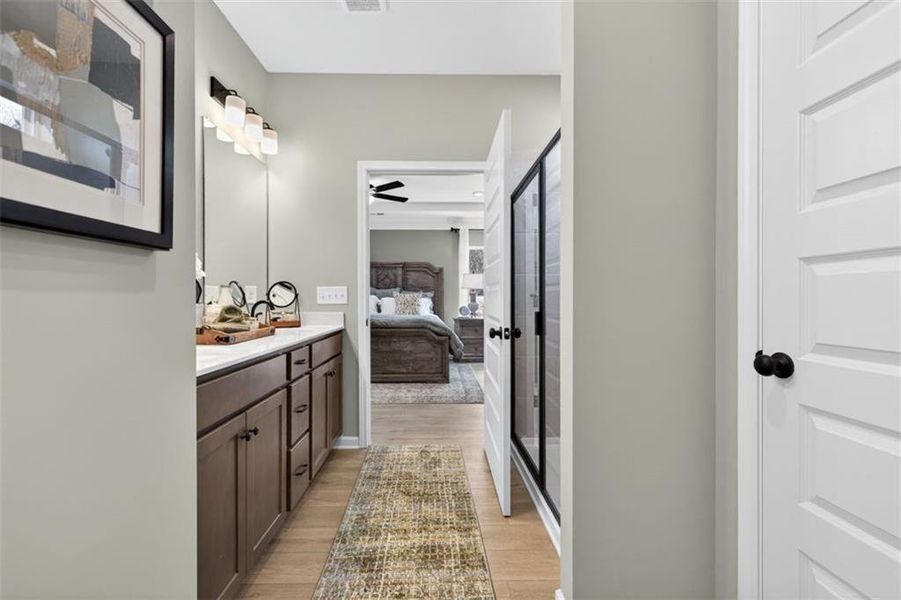 Furnished interior view inside a new home in Oakmont, Dallas (Image 11).