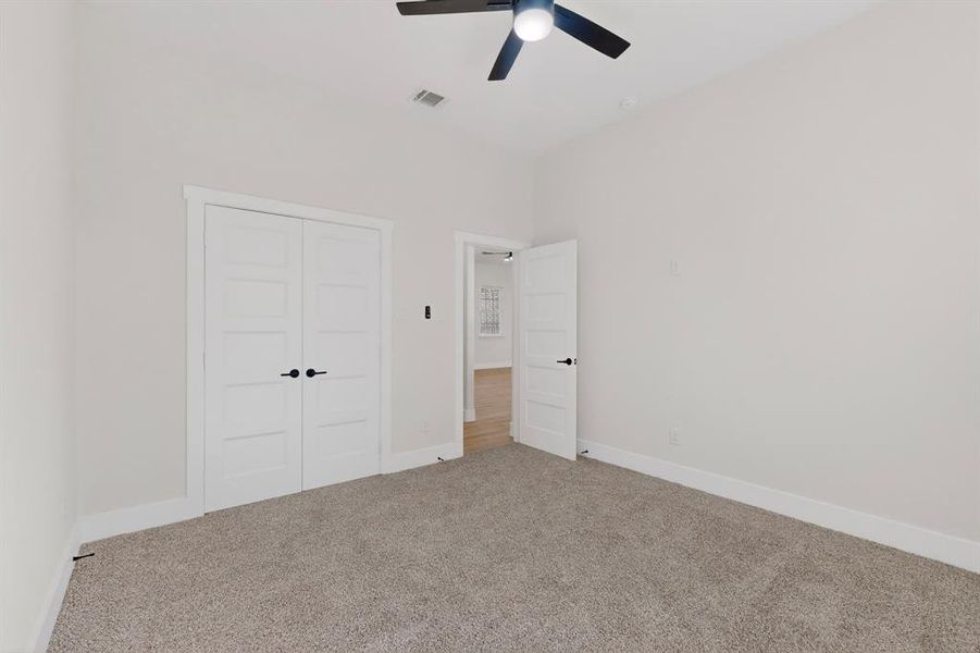 Spacious, unfurnished interior of a new home in , Greenville (Image 22).