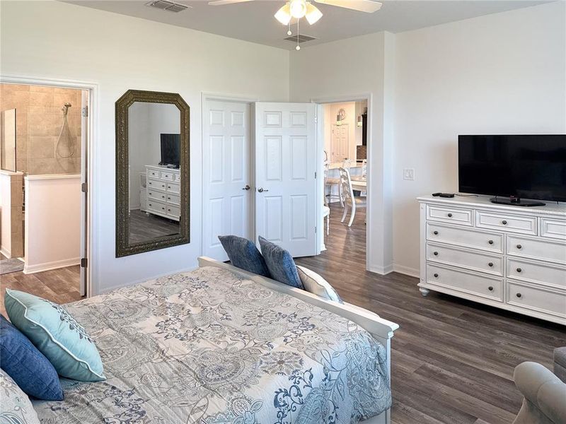 Furnished interior view inside a new home in , Ocala (Image 11).