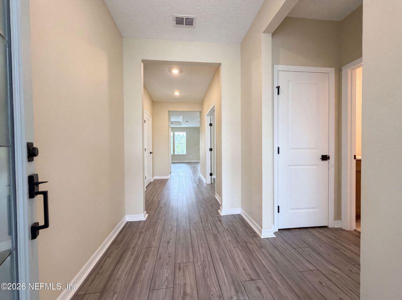 Spacious, unfurnished interior of a new home in , St. Augustine (Image 15).