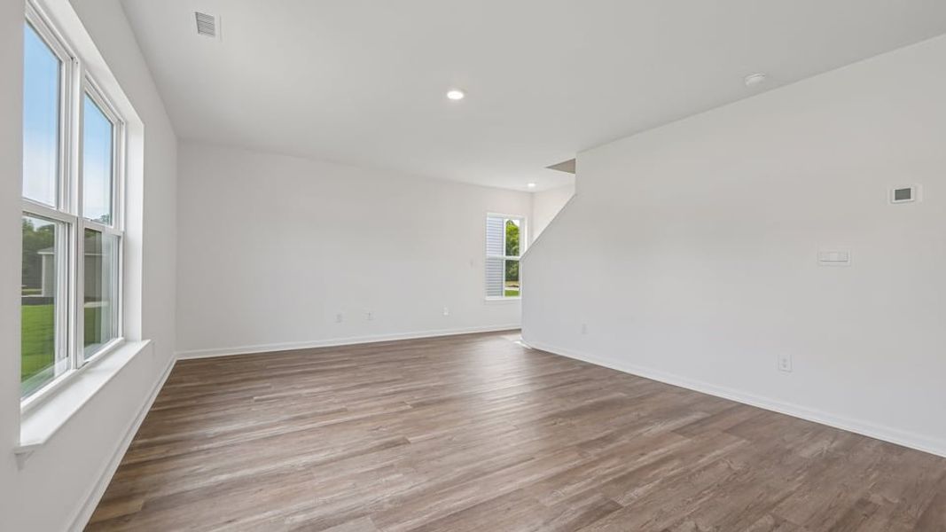 Spacious, unfurnished interior of a new home in Mangum Farms, Stem (Image 16).