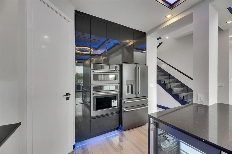 Furnished interior view inside a new home in , Apollo Beach (Image 11).
