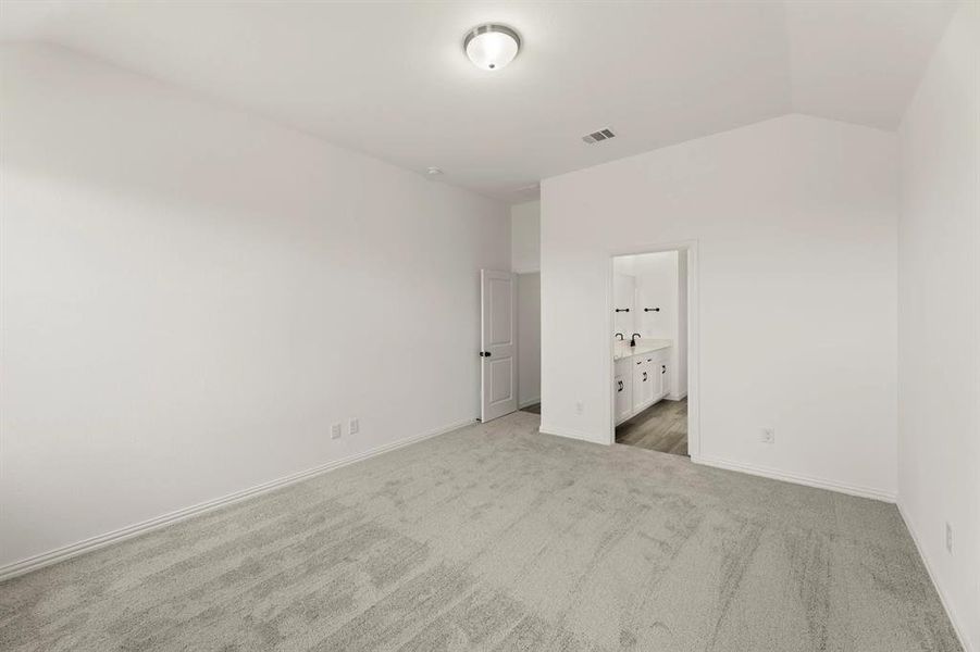 Spacious, unfurnished interior of a new home in Coyote Meadows 50s, Anna (Image 25). Spacious, unfurnished interior of a new home in Coyote Meadows 50s, Anna (Image 25).