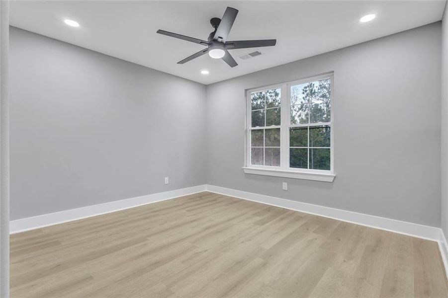 Spacious, unfurnished interior of a new home in , Fairburn (Image 31).