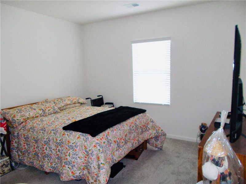 Furnished interior view inside a new home in Ashford Park, Covington (Image 15).