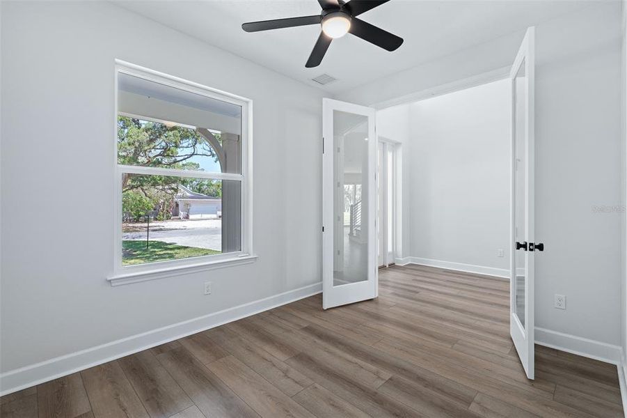 Spacious, unfurnished interior of a new home in , St. Augustine (Image 24).
