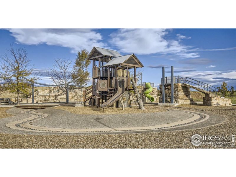 Community amenities in Riano Ridge, Loveland (Image 20).