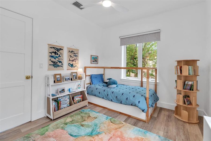 Furnished interior view inside a new home in , Sarasota (Image 32).