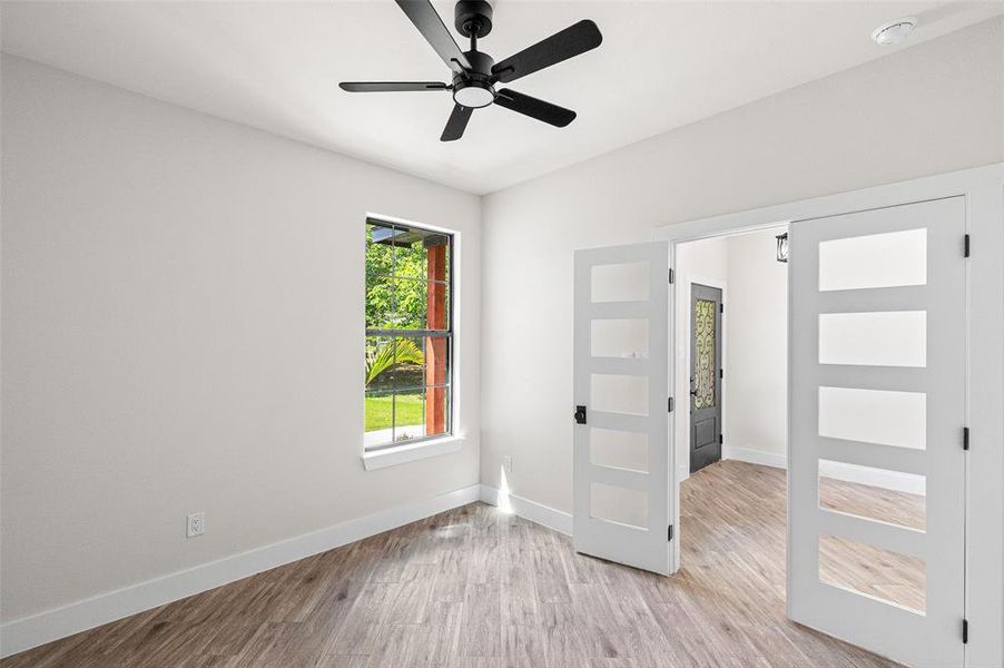 Spacious, unfurnished interior of a new home in , Granbury (Image 21).