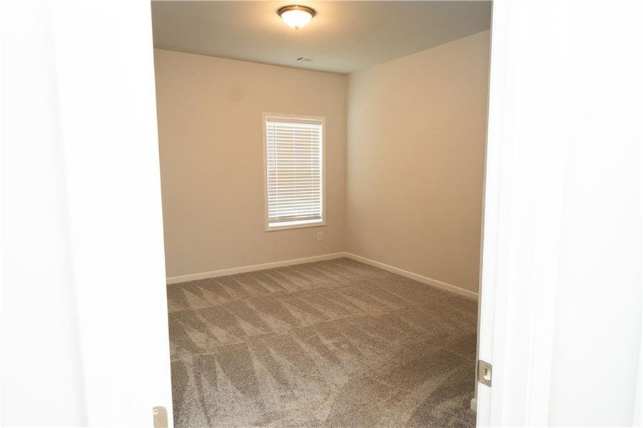 Spacious, unfurnished interior of a new home in Canterbury Reserve, Lawrenceville (Image 32).