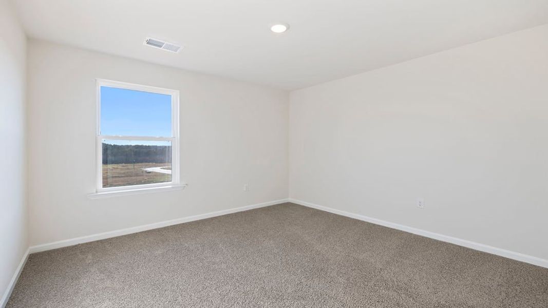 Spacious, unfurnished interior of a new home in Baxter Village, Boiling Springs (Image 24).