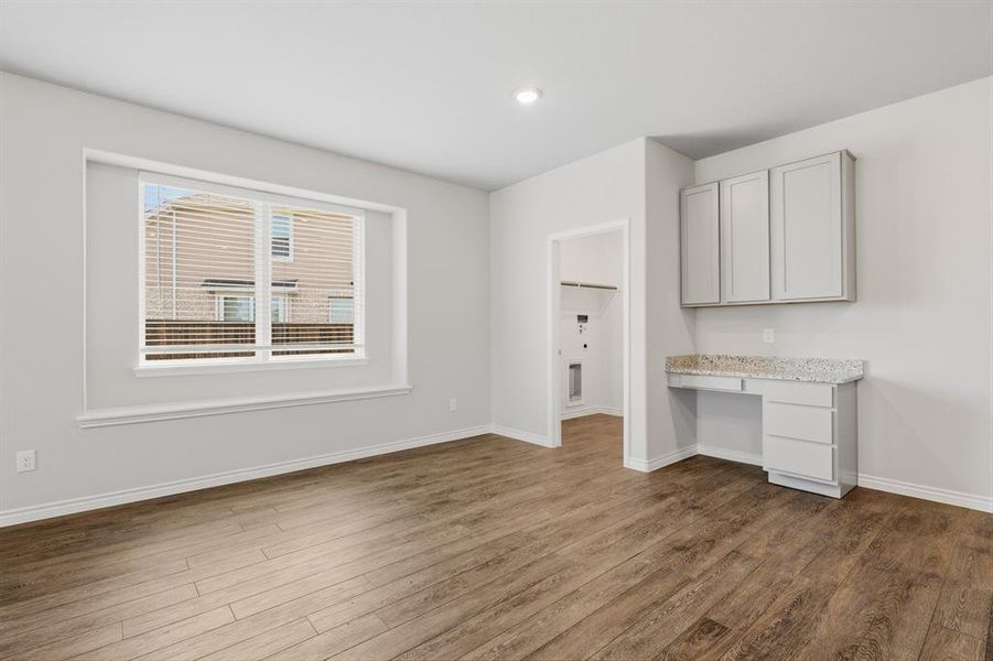Spacious, unfurnished interior of a new home in Burgess Meadows, Cleburne (Image 13).