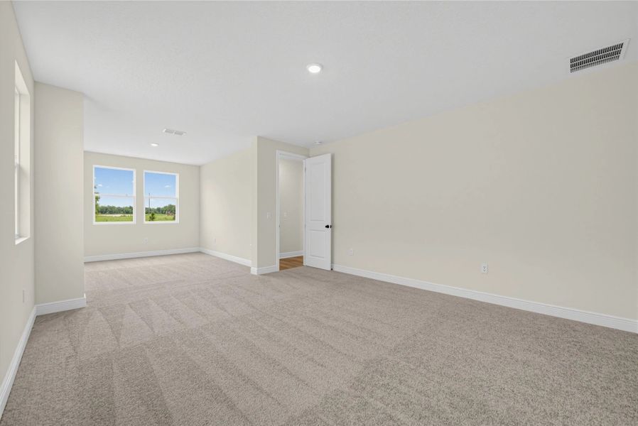 Spacious, unfurnished interior of a new home in Trailside, Mount Dora (Image 21). Spacious, unfurnished interior of a new home in Trailside, Mount Dora (Image 21).