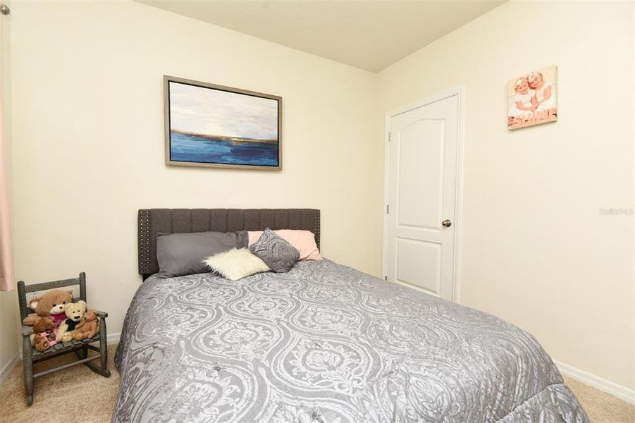 Furnished interior view inside a new home in Greenbrier, Tavares (Image 7).