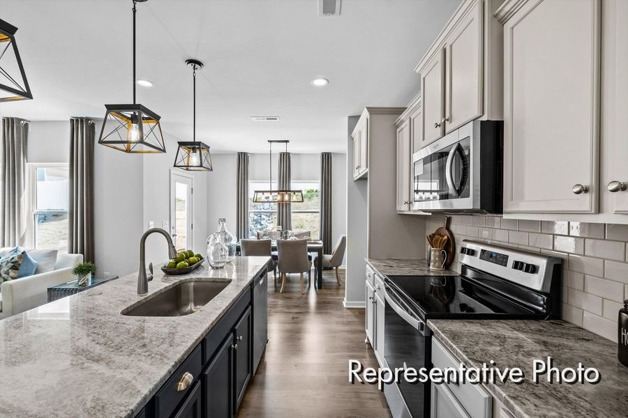 Furnished interior view inside a new home in Reedy Fork Middleton, Greensboro (Image 1).