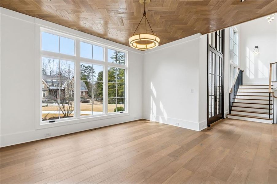 Spacious, unfurnished interior of a new home in , Suwanee (Image 84).