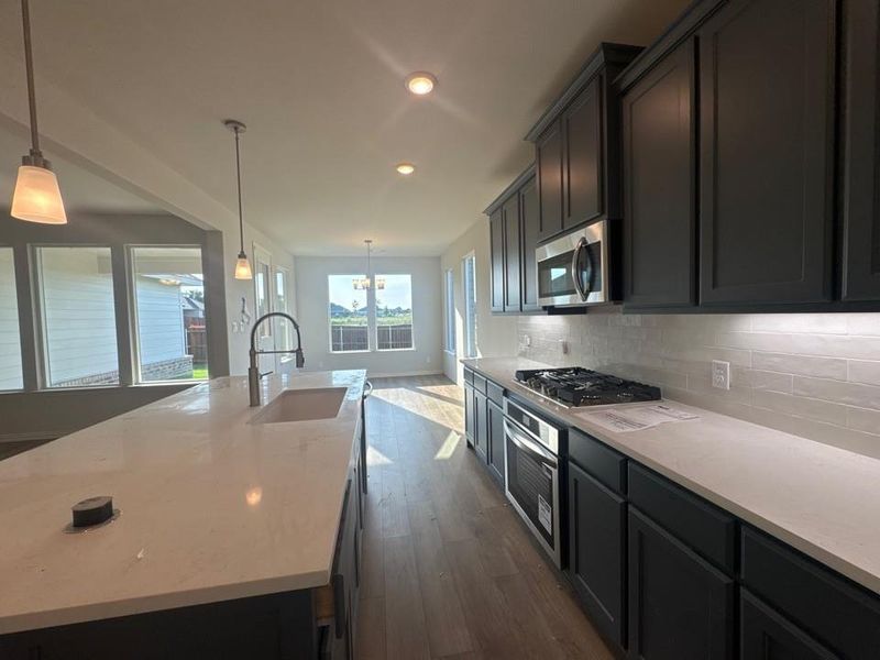 Furnished interior view inside a new home in Cedar Ridge Estates, Anna (Image 6).