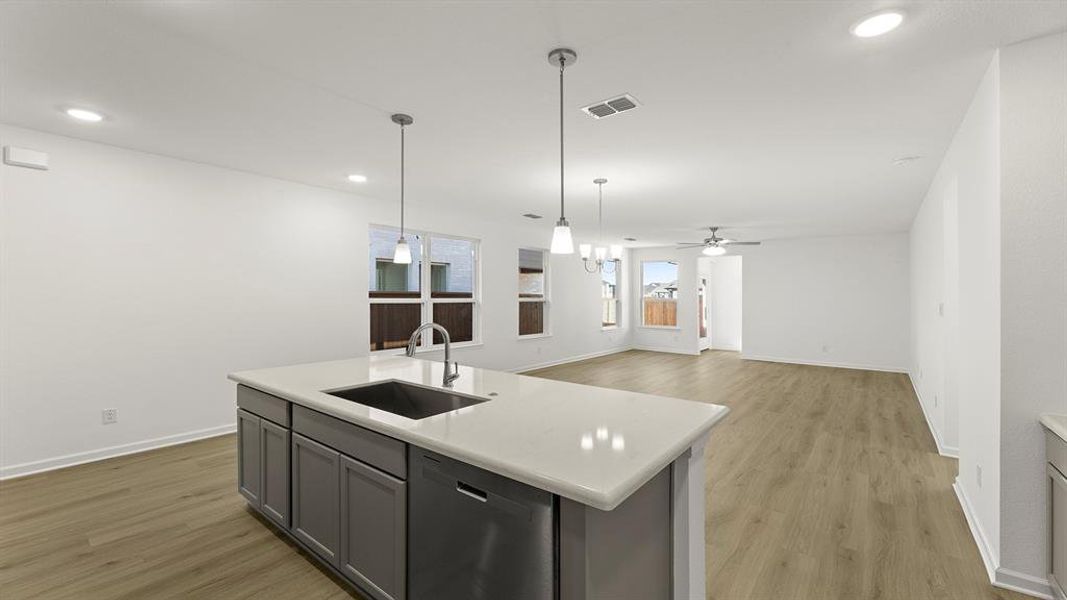 09. 2017 Bayfront - Kitchen (4)