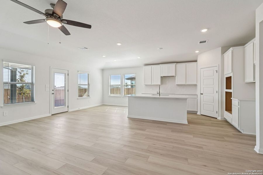 Spacious, unfurnished interior of a new home in Legendary Trails - Classic Series, Cibolo (Image 43). Spacious, unfurnished interior of a new home in Legendary Trails - Classic Series, Cibolo (Image 43).