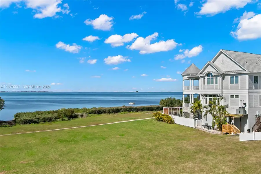 Exterior details and patio area of a home in , Crystal Beach (Image 3).