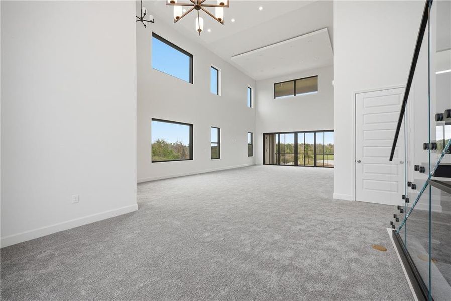 Spacious, unfurnished interior of a new home in , Davenport (Image 18).