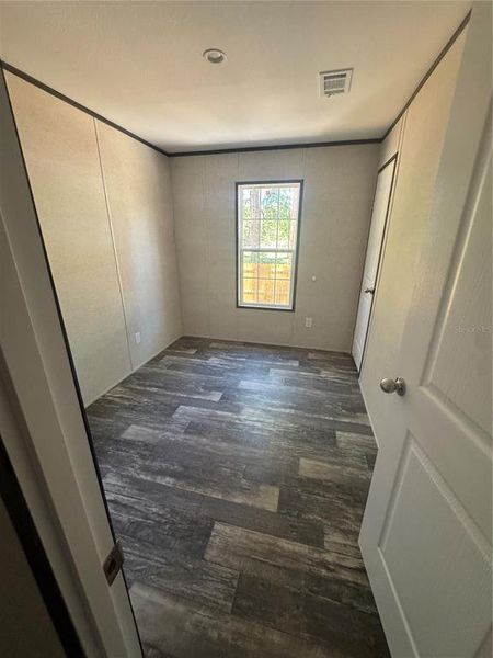 Spacious, unfurnished interior of a new home in , Trenton (Image 7).