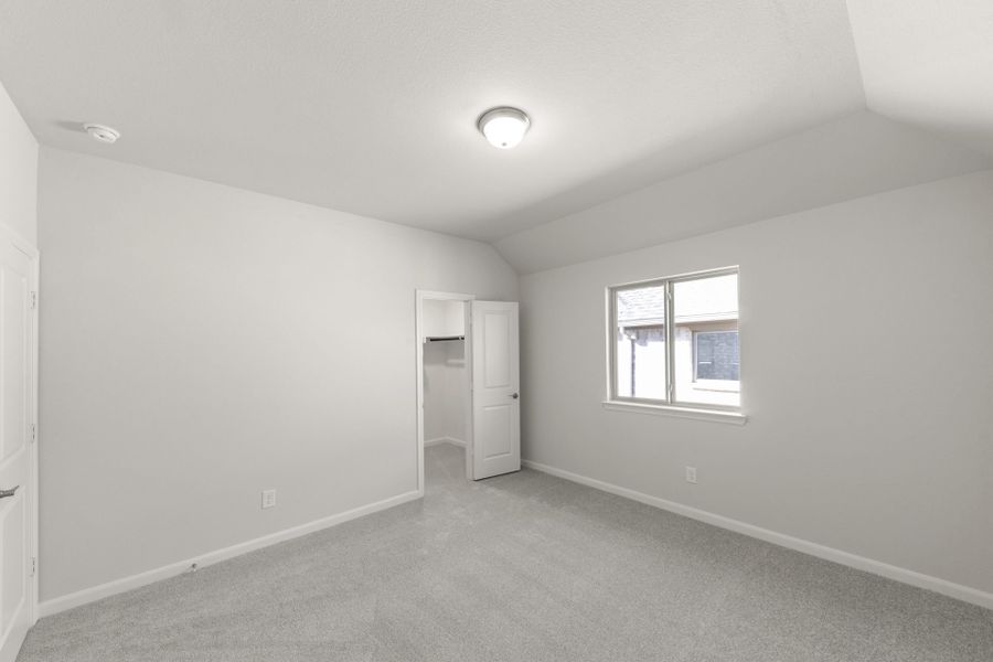 Spacious, unfurnished interior of a new home in Meadow Run, Melissa (Image 23). Spacious, unfurnished interior of a new home in Meadow Run, Melissa (Image 23).