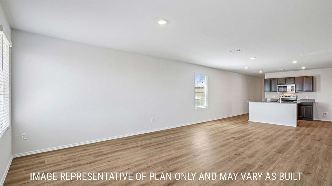 Representative unfurnished interior of a home built from the Barton by D.R. Horton in Pecan Creek, Temple (Image 12).
