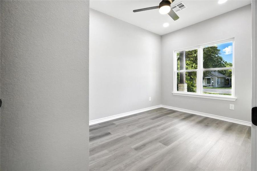 Spacious, unfurnished interior of a new home in , Hillsboro (Image 19).