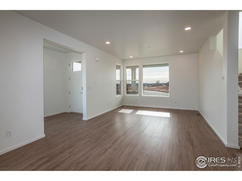 EXAMPLE PHOTOS: LIVING ROOM