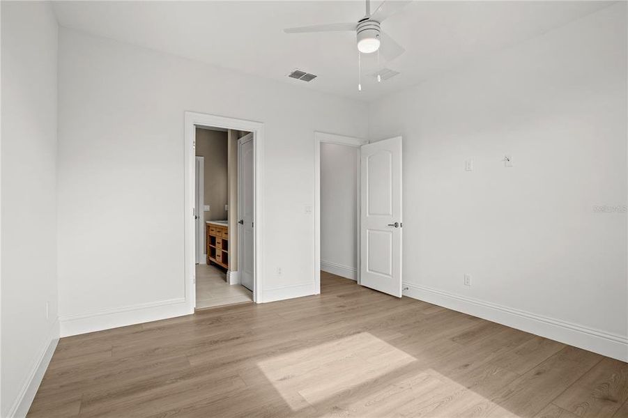 Spacious, unfurnished interior of a new home in , Apopka (Image 47).