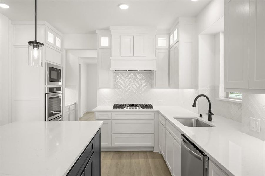 Furnished interior view inside a new home in High Country, Burleson (Image 7).