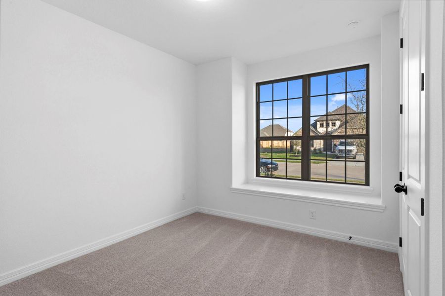 Spacious, unfurnished interior of a new home in Brookewater, Rosenberg (Image 28).