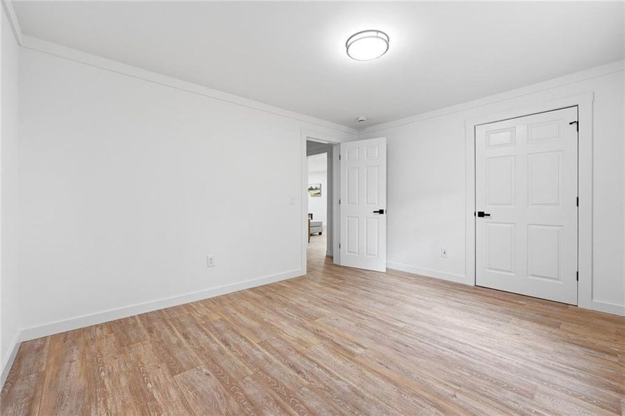 Spacious, unfurnished interior of a new home in , Resaca (Image 21).