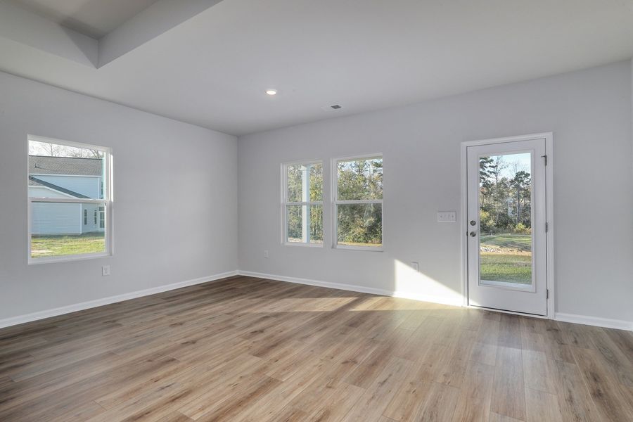 Spacious, unfurnished interior of a new home in Jordan Grove, Conway (Image 18).