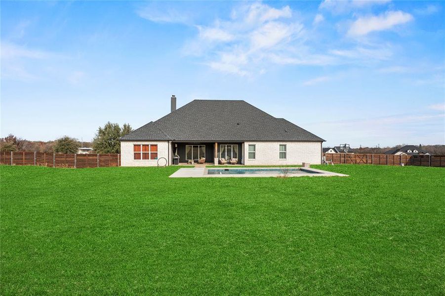 Exterior details and patio area of a home in , Weatherford (Image 4). Exterior details and patio area of a home in , Weatherford (Image 4).