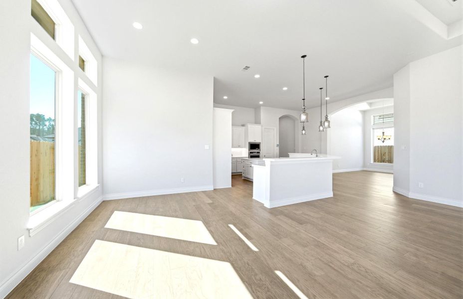 Spacious, unfurnished interior of a new home in The Highlands 55′, Porter (Image 17).