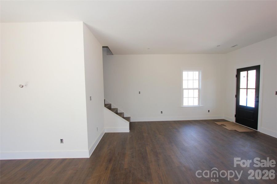 Spacious, unfurnished interior of a new home in , Lincolnton (Image 12).