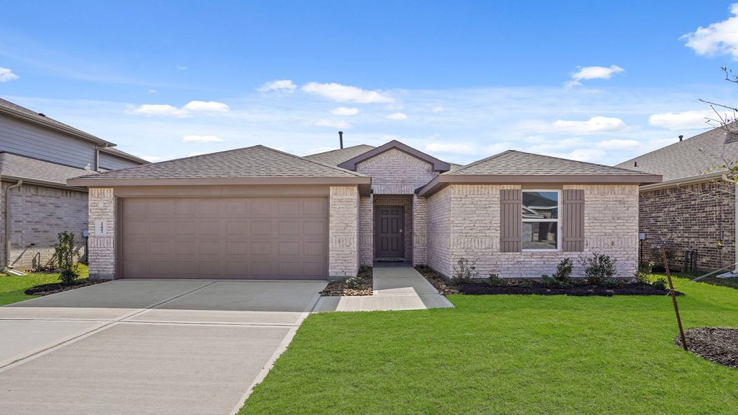 Representative exterior details of a home built from the Huntsville by D.R. Horton in Cypress Green, Hockley (Image 3).