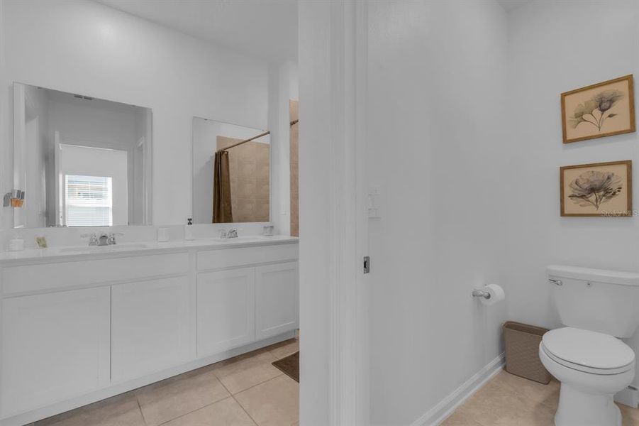 Furnished interior view inside a new home in Cascades, Davenport (Image 16).