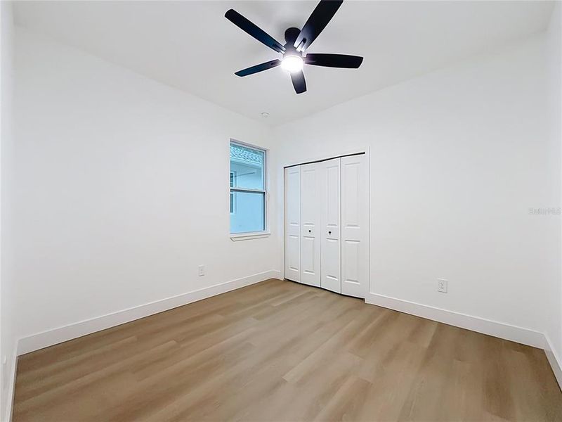 Spacious, unfurnished interior of a new home in , Orlando (Image 44).