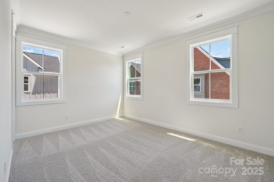 Secondary bedroom Secondary bedroom