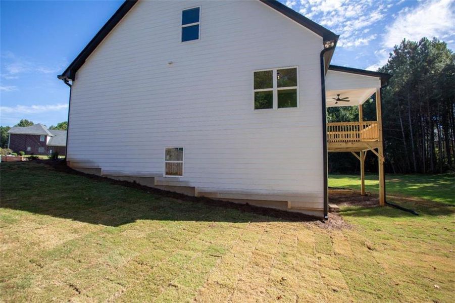 Exterior details and patio area of a home in , Villa Rica (Image 15).