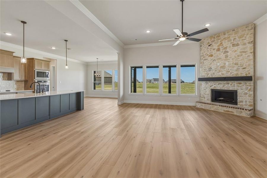 Spacious, unfurnished interior of a new home in Rocky Top, Krum (Image 13). Spacious, unfurnished interior of a new home in Rocky Top, Krum (Image 13).